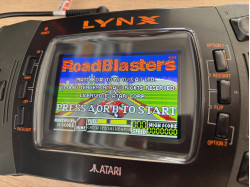 Atari Lynx 2 - Recapped and Modded with NiMh Charge Module, BennVenn IPS Screen and New Speaker