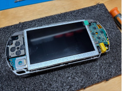 Sony PSP 1000 IPS Screen Mod
